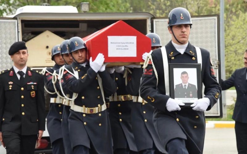 Görevi başında kalp krizi geçiren uzman çavuş hayatını kaybetti