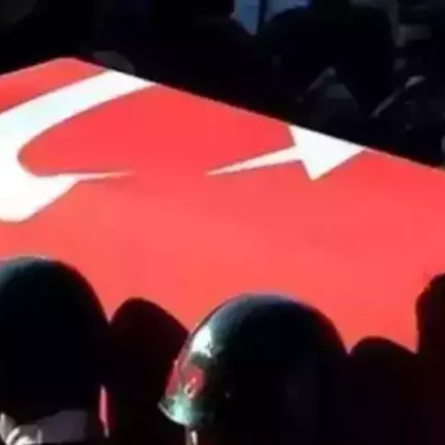 Pençe Kilit’te bir asker şehit oldu